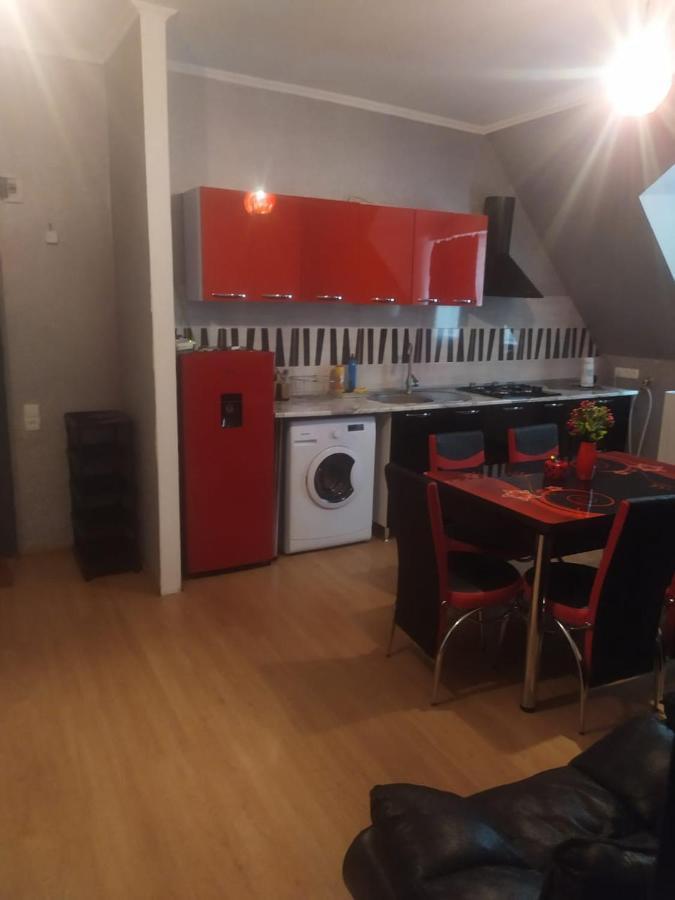 Ferienwohnung Lizielene Bordschomi Exterior foto